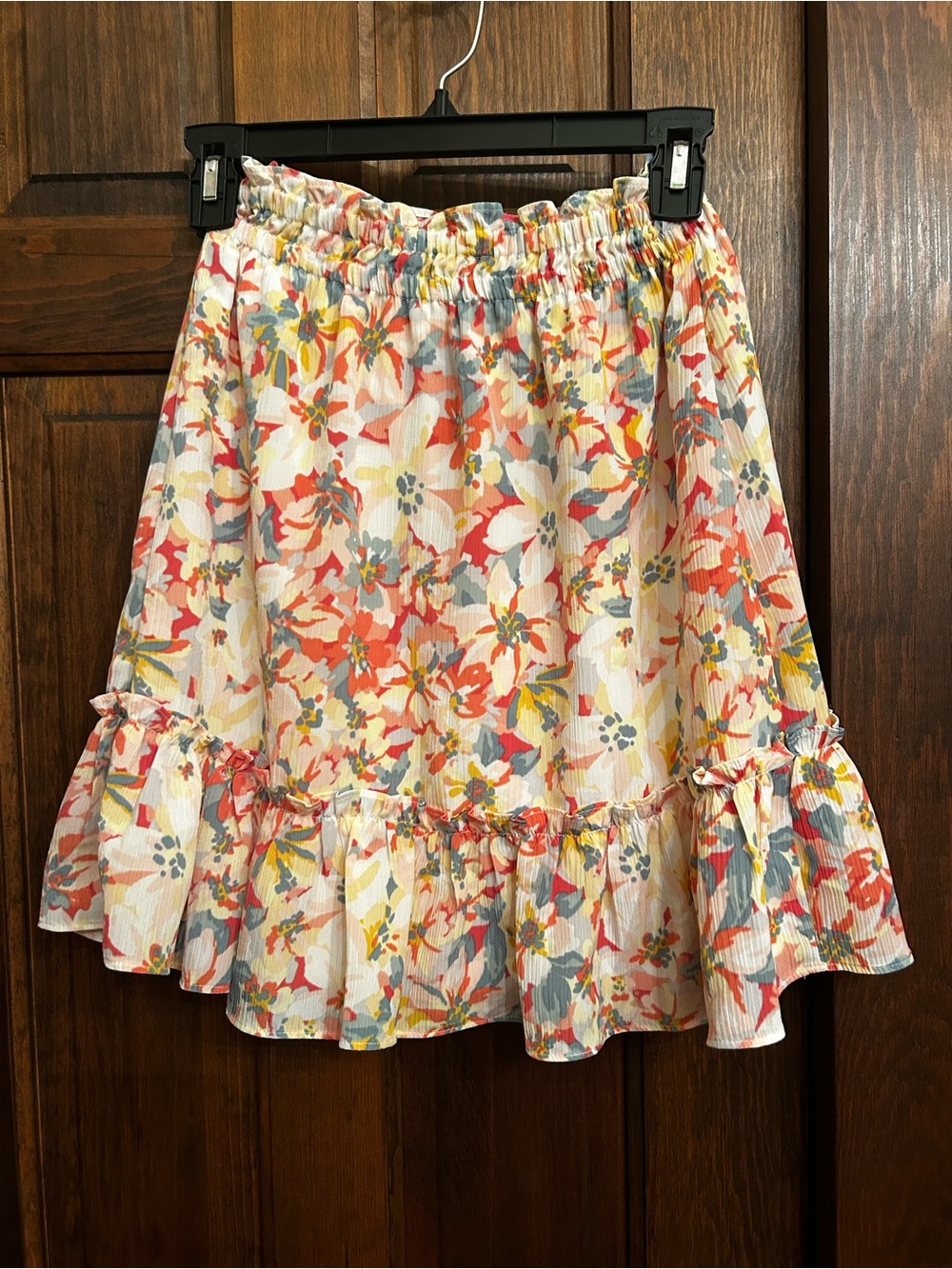 Floral Ruffle Mini Skirt in Multicolor - Picture 2 of 3